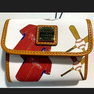 Phillies MLB Baseball Bifold Wallet Clutch Handbag